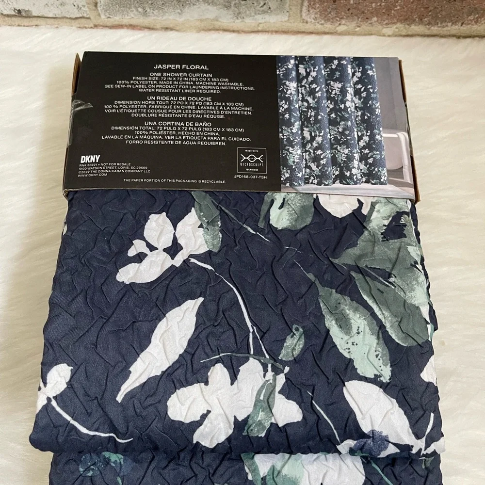 DKNY SHOWER CURTAIN JASPER FLORAL